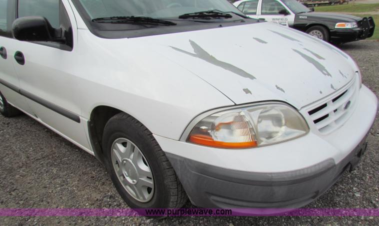 image for item E8138 1999 Ford Windstar minivan