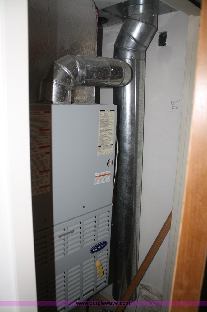 image for item F2529 Mobile classroom with step