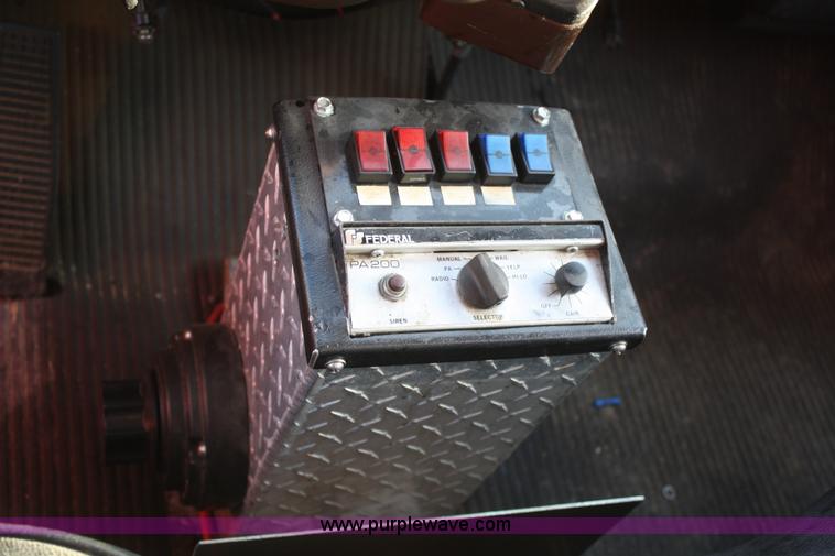 image for item F2580 1982 Ford 8000 tanker truck