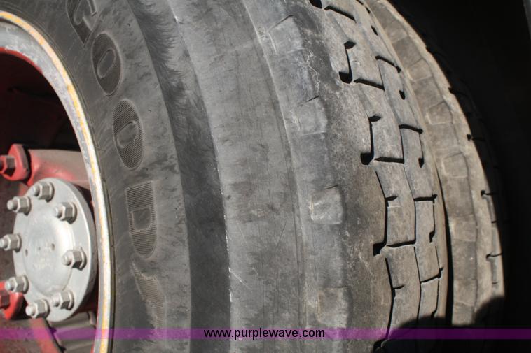 image for item F2580 1982 Ford 8000 tanker truck