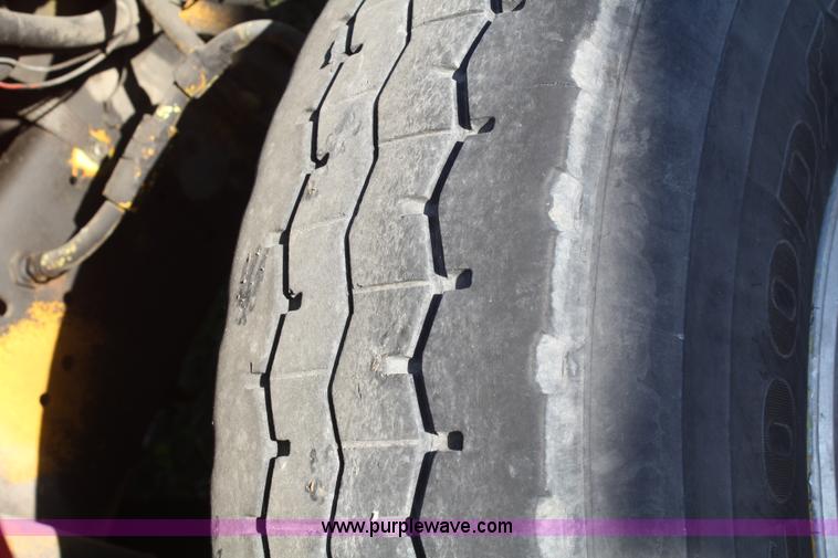 image for item F2580 1982 Ford 8000 tanker truck