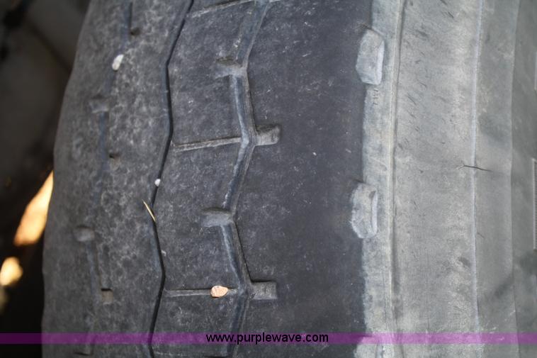 image for item F2580 1982 Ford 8000 tanker truck