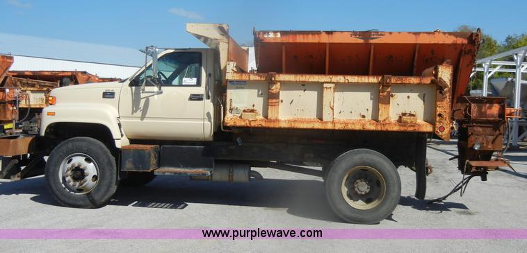 image for item F2627 1999 Chevrolet C8500 dump truck