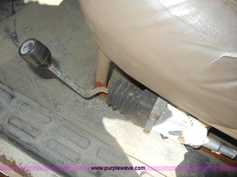 image for item F2627 1999 Chevrolet C8500 dump truck