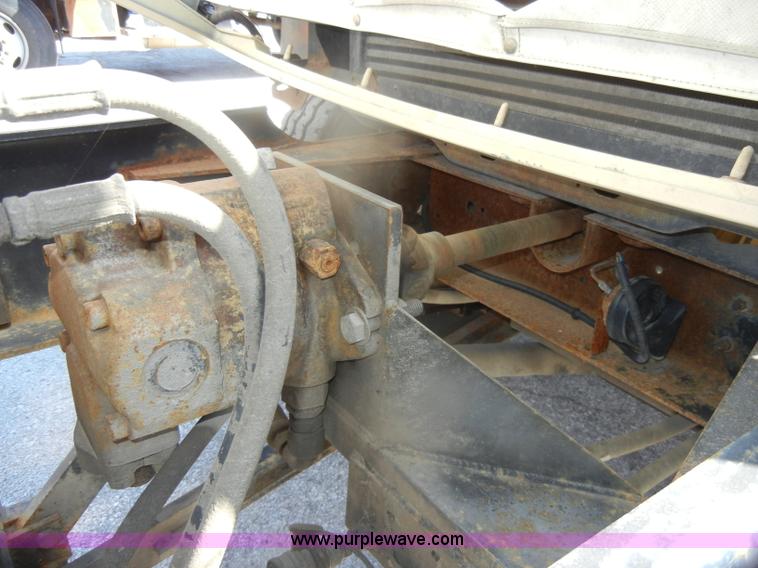 image for item F2627 1999 Chevrolet C8500 dump truck