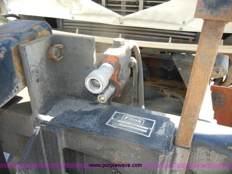 image for item F2627 1999 Chevrolet C8500 dump truck