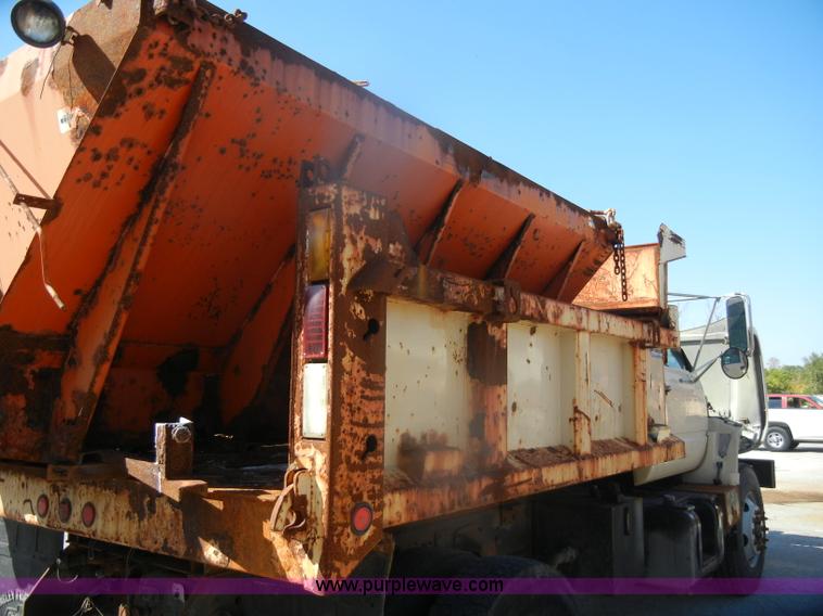image for item F2627 1999 Chevrolet C8500 dump truck
