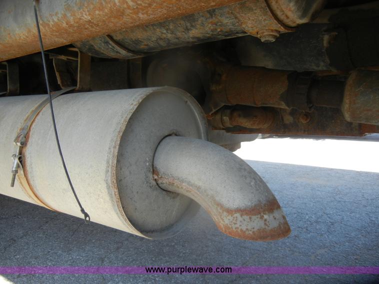 image for item F2627 1999 Chevrolet C8500 dump truck