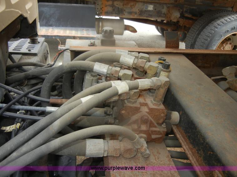 image for item F2627 1999 Chevrolet C8500 dump truck