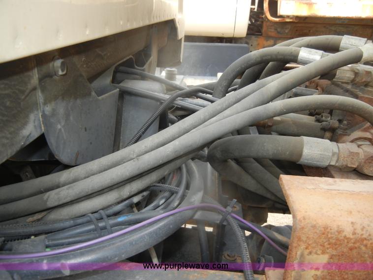 image for item F2627 1999 Chevrolet C8500 dump truck