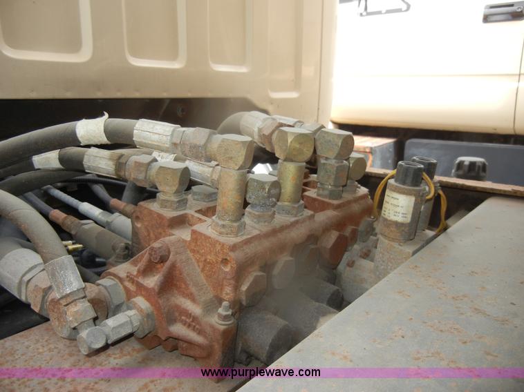 image for item F2627 1999 Chevrolet C8500 dump truck