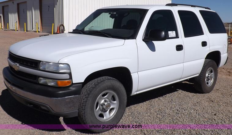image for item F6213 2004 Chevrolet Tahoe K1500 SUV