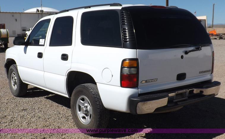 image for item F6213 2004 Chevrolet Tahoe K1500 SUV