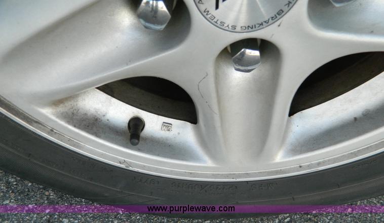 image for item G7504 1999 Pontiac Bonneville SE