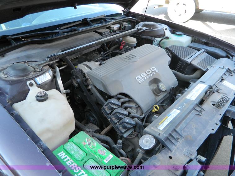 image for item G7504 1999 Pontiac Bonneville SE