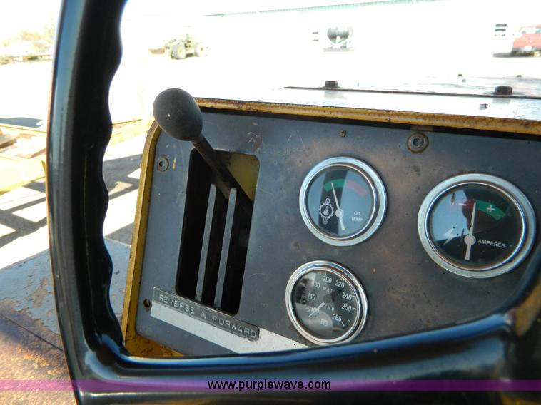 image for item G7506 Hyster C530A pneumatic roller