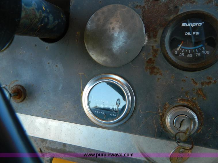 image for item G7506 Hyster C530A pneumatic roller