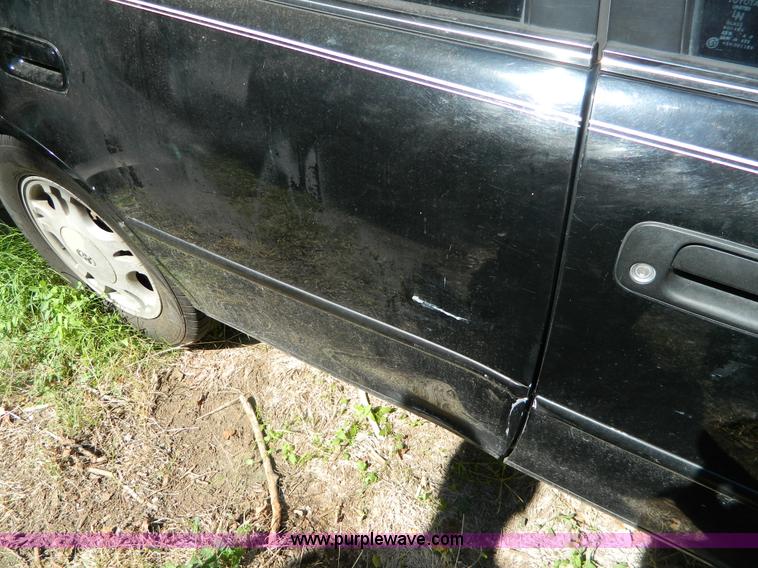 image for item G7525 1993 Toyota Camry XLE