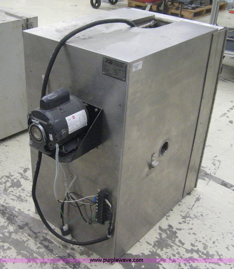 image for item M9091 (2) Environmental test chambers