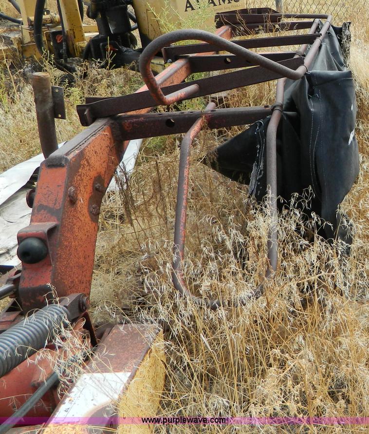 image for item T9445 (2) New Holland 616 disc mowers