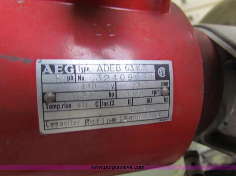 image for item V9332 Chainsaw chain sharping unit