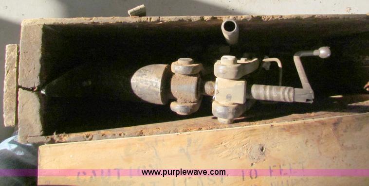 image for item V9342 Hydraulic cast cutters