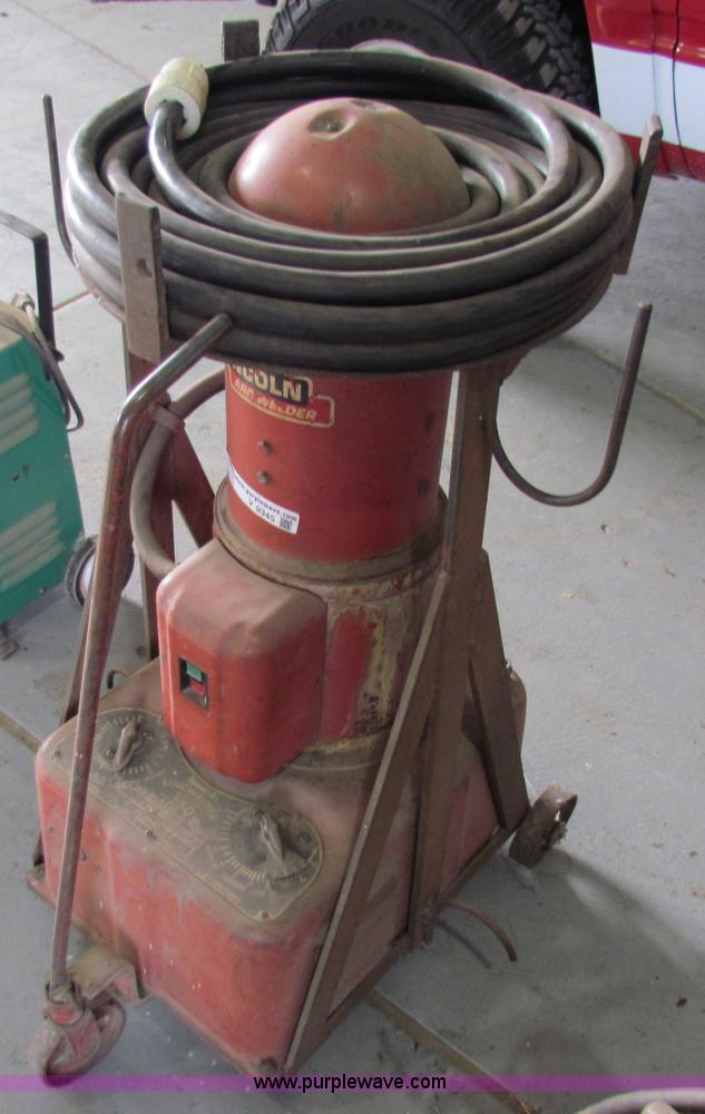 image for item V9345 Lincoln Lincwelder Aircraft arc welder