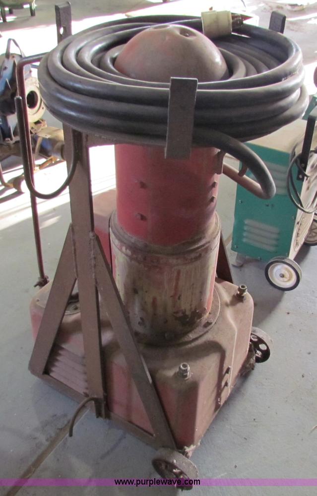 image for item V9345 Lincoln Lincwelder Aircraft arc welder