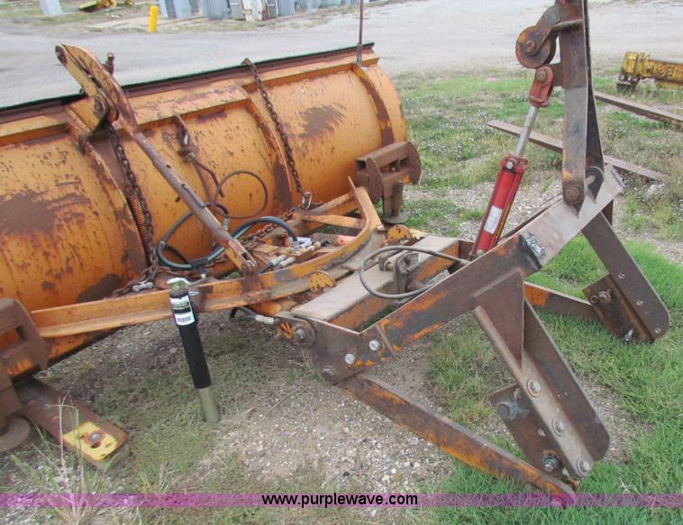 image for item V9354 2000 Coates 10' snow plow