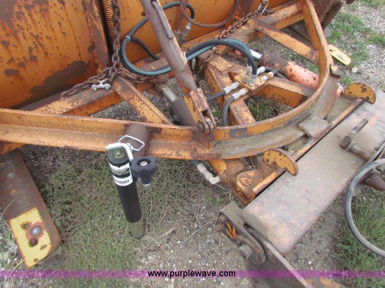 image for item V9354 2000 Coates 10' snow plow