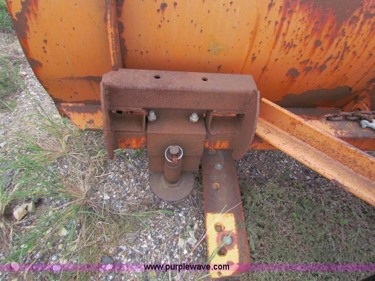 image for item V9354 2000 Coates 10' snow plow