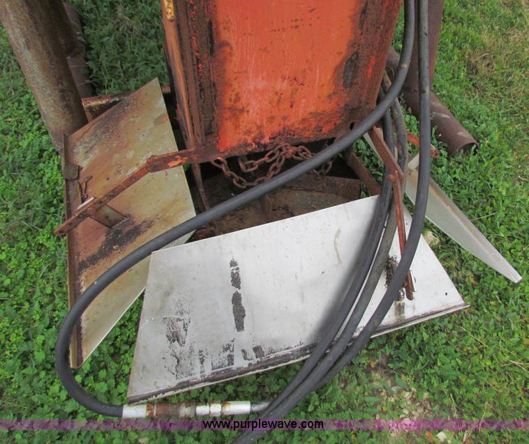 image for item V9355 2000 Fiber Glass Co. sand spreader