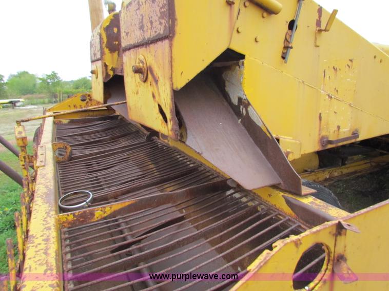 image for item V9356 1994 Etnye 12" chip spreader