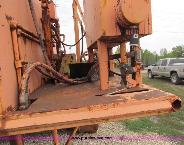 image for item V9357 Unitized patcher