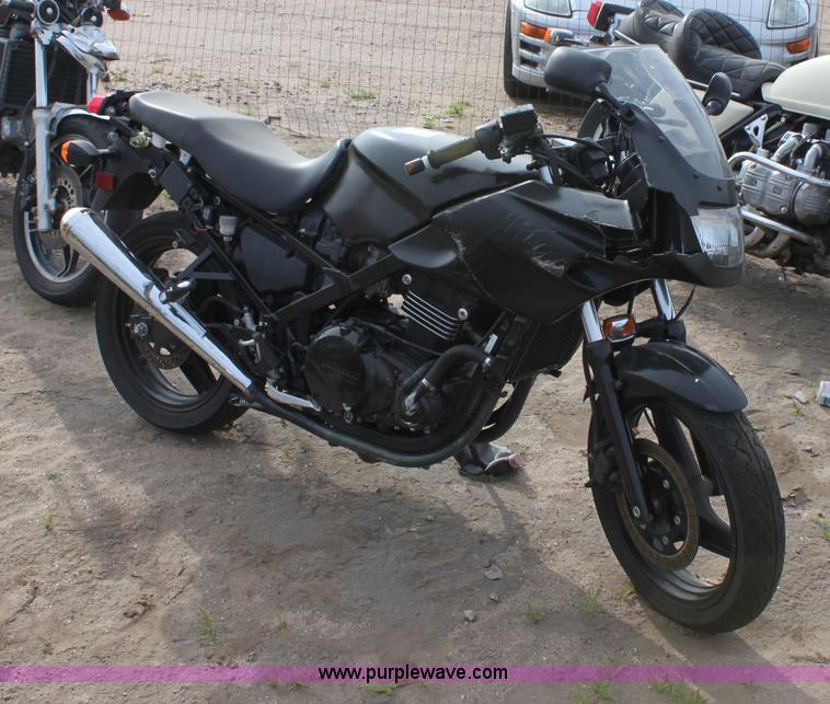 image for item E4262 2007 Kawasaki Ninja 500R motorcycle