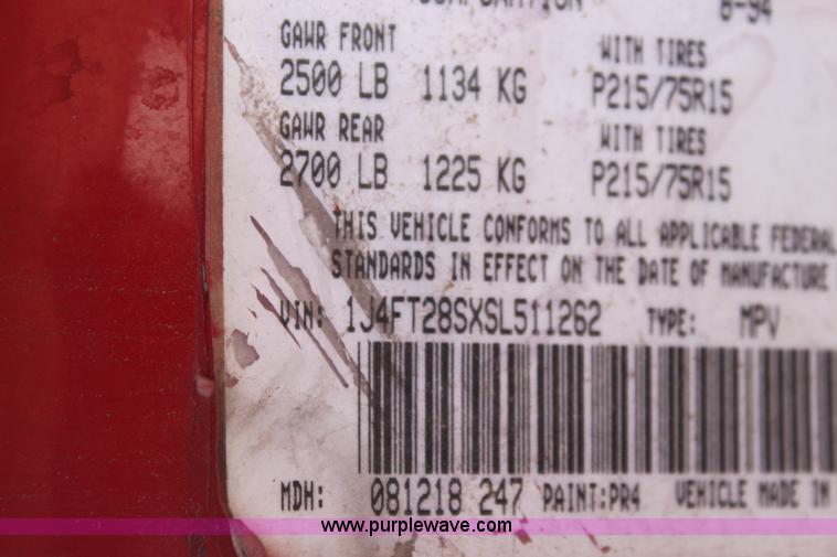 image for item E4263 1995 Jeep Chrokee Limited SUV