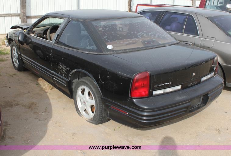 image for item E4264 1996 Oldsmobile Cutlass Supreme SL