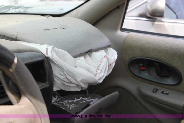 image for item E4264 1996 Oldsmobile Cutlass Supreme SL