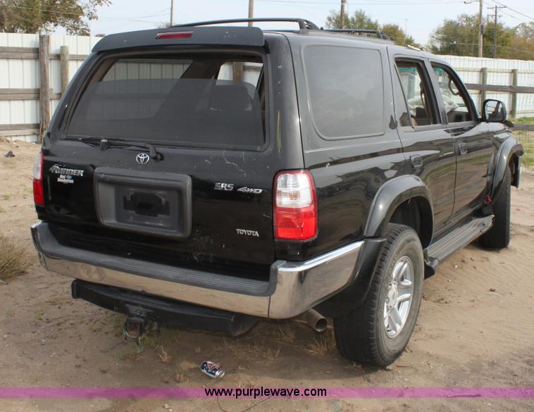 image for item E4265 2001 Toyota 4 Runner SR5 SUV