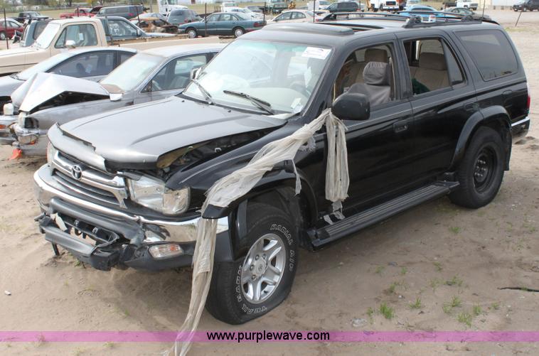 image for item E4265 2001 Toyota 4 Runner SR5 SUV