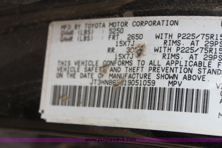 image for item E4265 2001 Toyota 4 Runner SR5 SUV