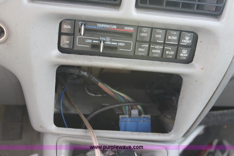 image for item E4266 1996 Buick Regal Custom