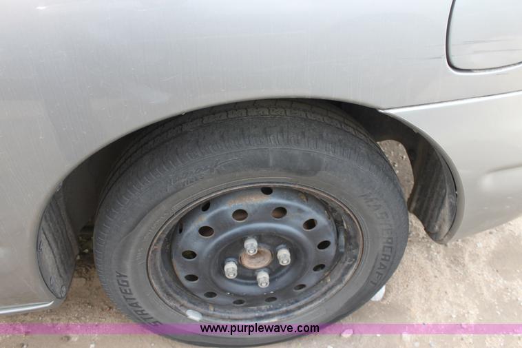 image for item E4269 1999 Saturn SC1