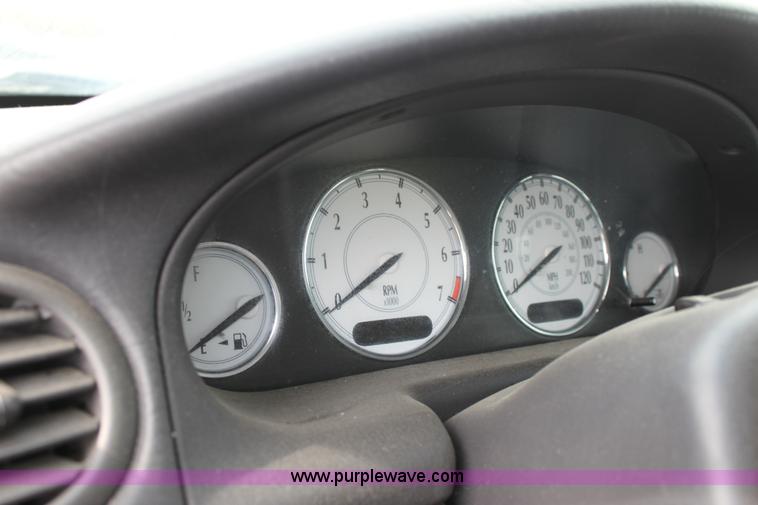 image for item E4271 1999 Chrysler 300M