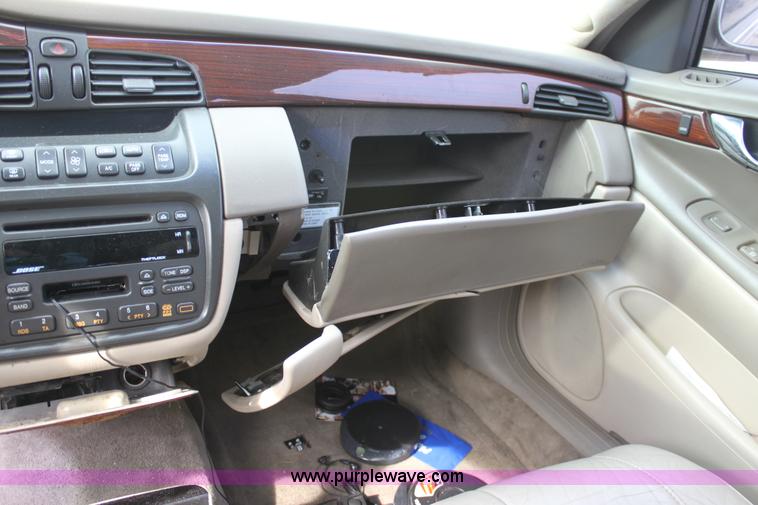 image for item E4272 2000 Cadillac DeVille DHS