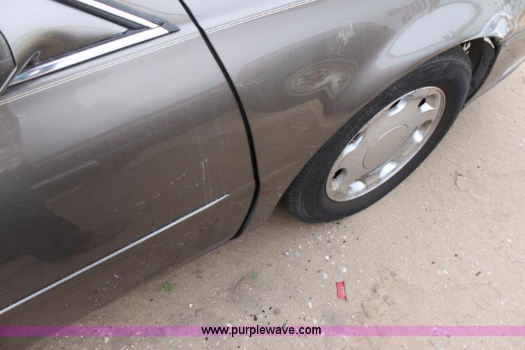 image for item E4272 2000 Cadillac DeVille DHS