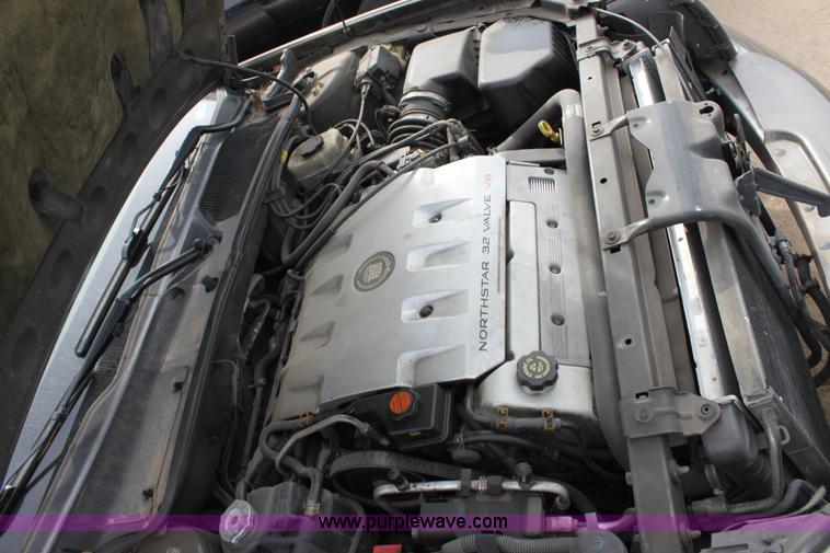 image for item E4272 2000 Cadillac DeVille DHS