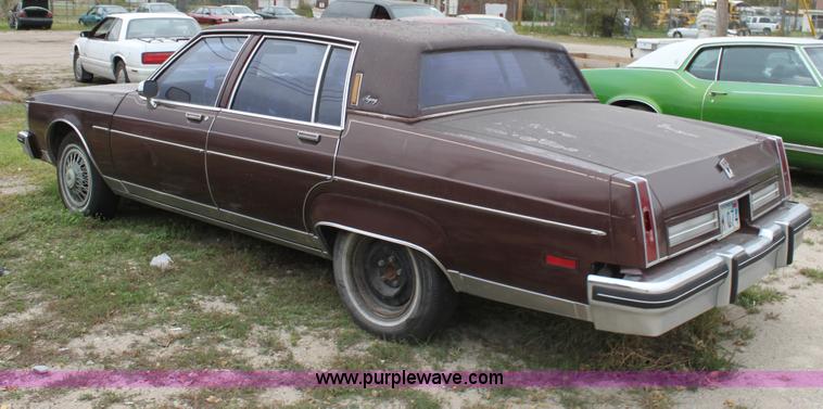 image for item E4273 1982 Oldsmobile Regency