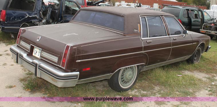 image for item E4273 1982 Oldsmobile Regency
