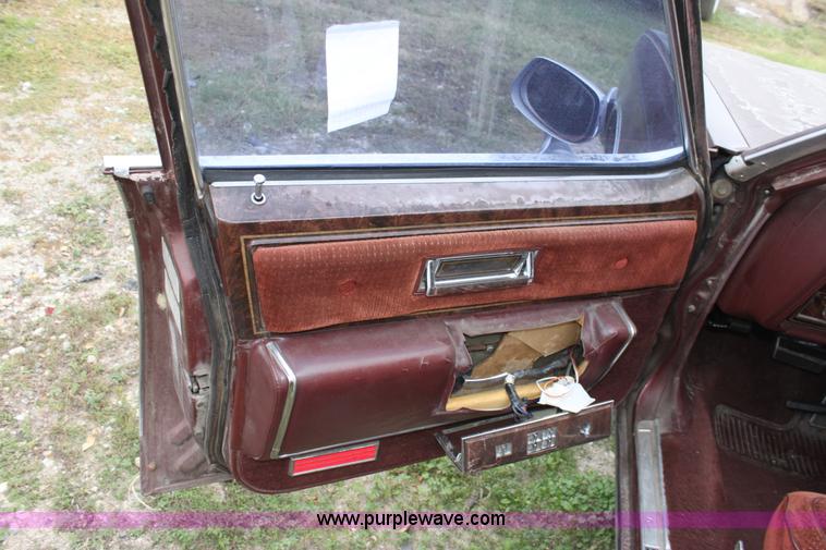 image for item E4273 1982 Oldsmobile Regency
